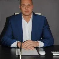 Hogyan mossa az ablakokat, hogy világítsanak gyorsan és hatékonyan