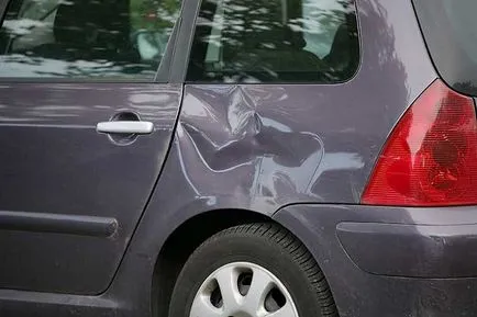Hogyan húzza a test az autó egy képnyújtó kezüket