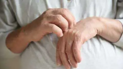 Mi viszket a jobb és bal oldali, és az összes nő (mi) Mi viszket a jobb és bal kéz, és mindazok az asszonyok