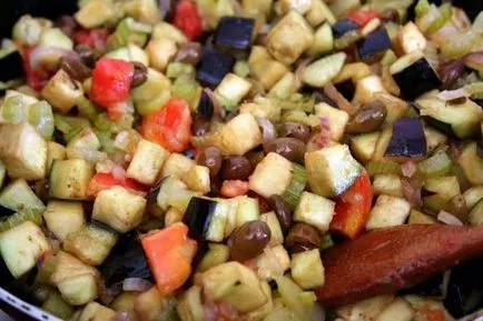 Caponata padlizsán (caponata di melanzane) - olasz étel receptek (fenyőmag) Caponata padlizsán (caponata di melanzane) - olasz étel receptek