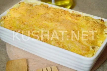 Burgonya rakott sajt egy kemencében (nedves) Csőben sült burgonya sajttal sütőben
