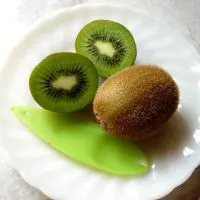 Kiwi - a hasznosságát a gyümölcs (ök) Kiwi - minél több hasznos ez a gyümölcs