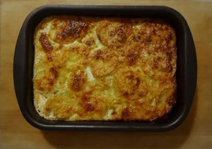 Klasszikus burgonya gratin sajttal Francia (gratin sajttal) Klasszikus burgonya gratin sajttal francia