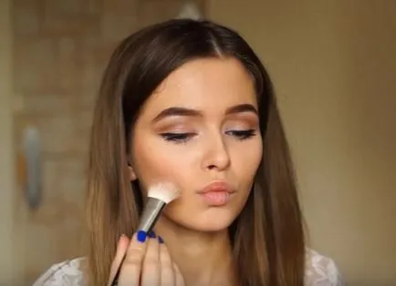 Gyönyörű make-up otthon