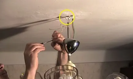 Rögzítés a csillár a mennyezeten a különféle (utasítás video) (csillár) Rögzítés a csillár a mennyezeten a különböző típusú (videó útmutató)