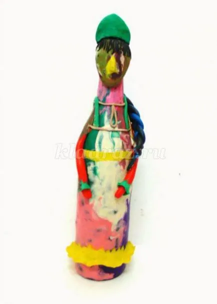Doll saját kezűleg