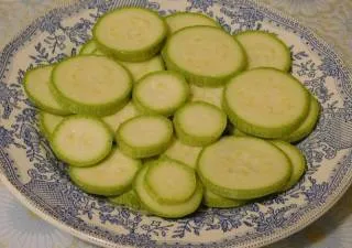 Cukkini sült fokhagymás paradicsommal Cukkini sült fokhagymás paradicsommal