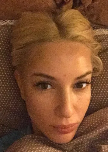 Eva Mendes smink nélkül