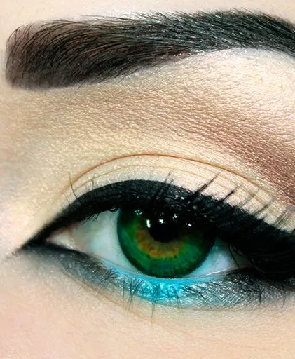 Smink zöld szeme - fotó és videó (make-up zöld szemek lépésről lépésre) Smink zöld szeme - fotó és videó