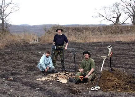 A fémdetektor keresni arany video, hogyan lehet megtalálni az ezüst, a készülék továbbra is a földben