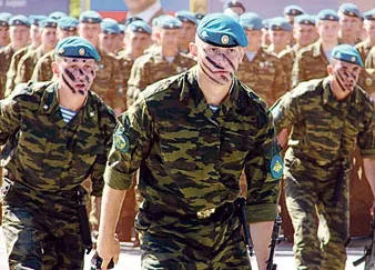 Hírek hadsereg toboroz segít
