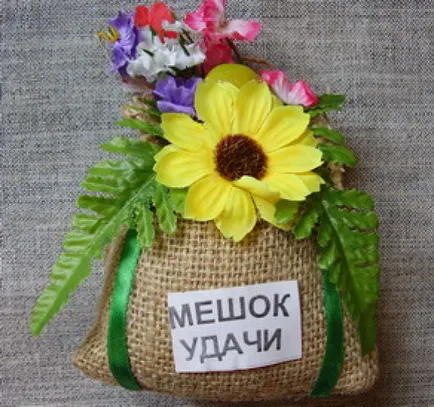 Charms otthoni saját kezűleg