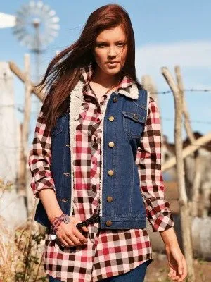 Abból, amit viselni női farmer mellény, stylist tippeket és képek (képek) Abból, amit viselni női farmer mellény, tippeket és fotó stylist