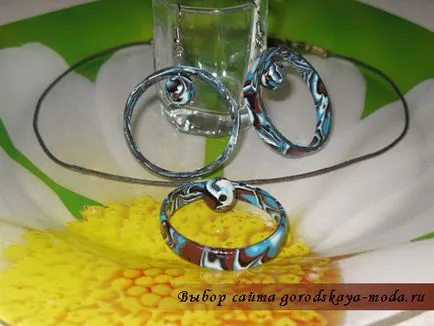 Gyűrűk és medál a szakterületen Mokume Ghána (mokume) Gyűrűk és medál a technika Mokume gane