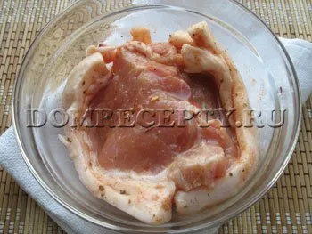 Karaj burgonyával és sajttal kemencében recept egy fotó