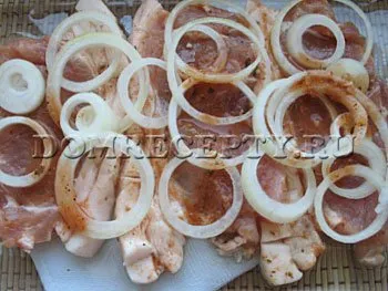 Karaj burgonyával és sajttal kemencében recept egy fotó