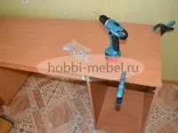A pult két gyermek saját kezűleg (kettő) A pult két gyermek saját kezűleg