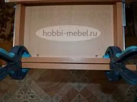 A pult két gyermek saját kezűleg (kettő) A pult két gyermek saját kezűleg