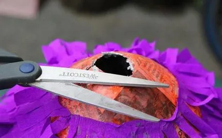 Pignata - mi ez, hogyan lehet a mexikói játék kezükkel (Pinata, hogy milyen érzés, hogy egy piñata otthon Pinata egy játék) Pignata - mi ez, hogyan lehet a mexikói játék a kezüket