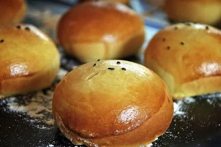 Pite a sütőben élesztő különböző töltelékkel receptek fotókkal