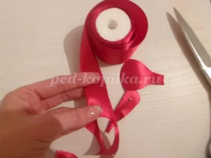 Bazsarózsa szatén szalagok (szalagok tűszúrás) Bazsarózsa szatén szalagok