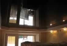 Érvek és ellenérvek a álmennyezetek vélemények és hátrányai, előnyei és haszna, előnyeit és hátrányait, fotók