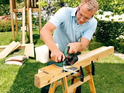 Mesterségek a kertben saját kezűleg, aki mit hol (villák saját kezűleg) Mesterségek a kertben saját kezűleg, aki mit hol