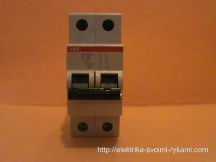 Részletes utasításokat, hogyan kell csatlakoztatni a megszakító (automatikus) Részletes utasításokat, hogyan kell csatlakoztatni a megszakító