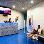 Dolgozz a recepción a lányok