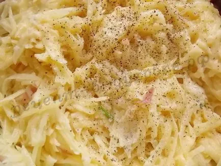 Egyszerű burgonya gratin sajttal (puding) Egy egyszerű rakott burgonya sajttal