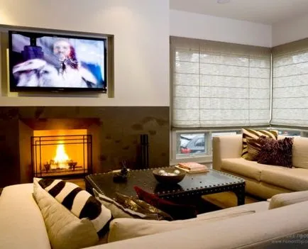 A modern design az ablakok a nappali, egy szoba két vagy három nagy és a kis ablakok (windows) A modern design az ablakok a nappali, egy szoba két vagy három nagy és a kis ablakok