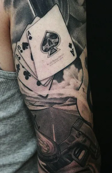 Tattoo ász, az érték és fotó ász tetoválás