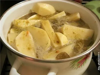 Húsgombóc burgonyával
