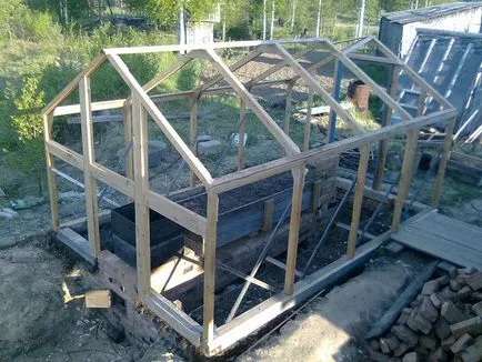 Greenhouse fából kezük lépésről lépésre video utasítást és faszobrok, a gyártás