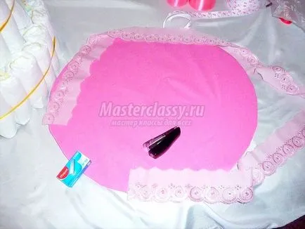 Cake pelenkák kezük