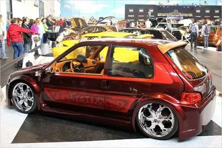 Tuning saját kezét