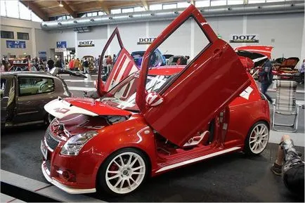 Tuning saját kezét