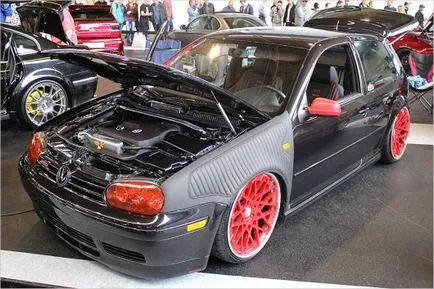 Tuning saját kezét