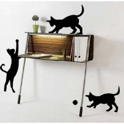 Stencil macska a falon