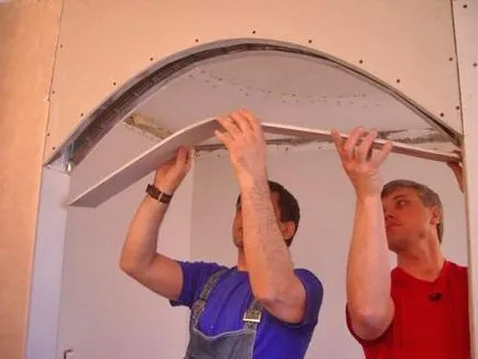 Telepítése egy boltív a kezüket