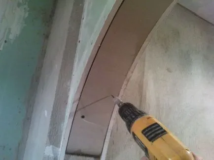 Telepítése egy boltív a kezüket