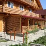 Fa pavilon a kezüket