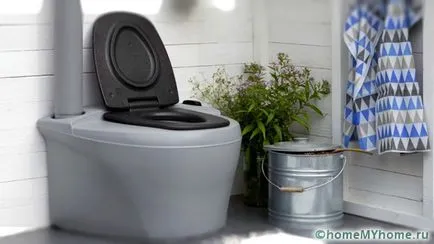 WC típusú sátor kezük