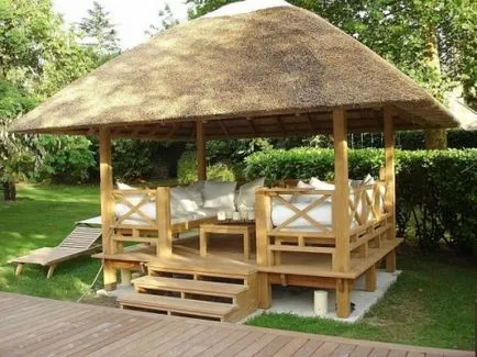 Fa pavilon a kezüket Fa pavilon a kezüket