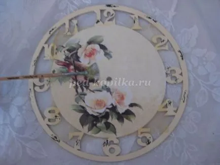 Mesterkurzus óra decoupage