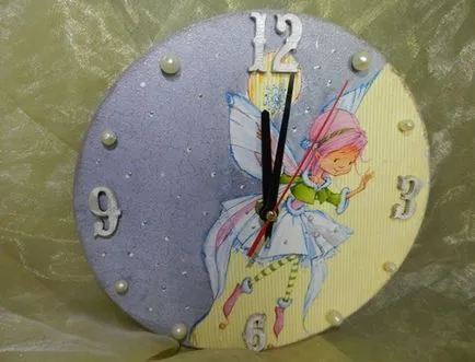Mesterkurzus óra decoupage Mesterkurzus óra decoupage