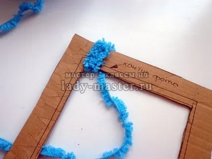 Készíts egy keret kartonból kezük