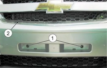 Hogyan lehet eltávolítani a lökhárítót a Chevrolet Niva Hogyan lehet eltávolítani a lökhárítót a Chevrolet Niva