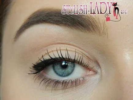 Make-up arrow