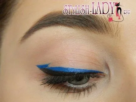 Make-up arrow
